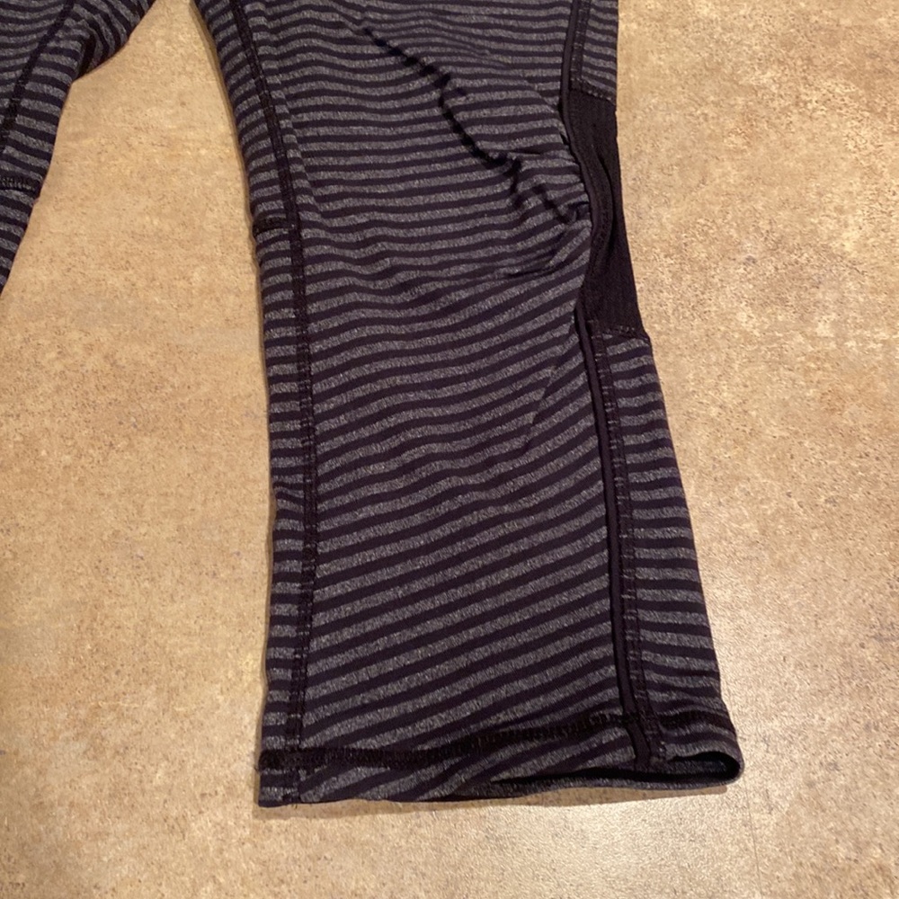 Womens Kyodan Capri leggings size petite small - Picture 2 of 6